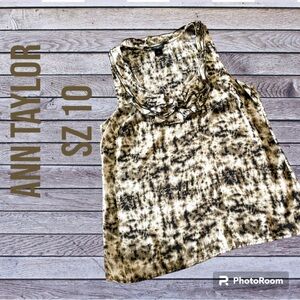 Ann Taylor EUC sleeveless tie dye Gold top SZ 10 scooped neck w ruffled front